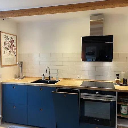 Adventurous Backhouse Centrally Located In