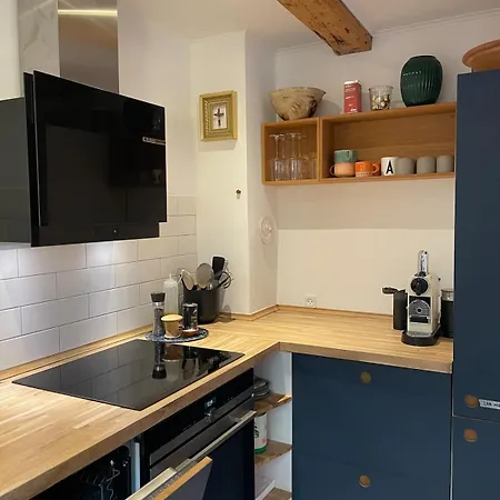 Adventurous Backhouse Centrally Located In 오덴세