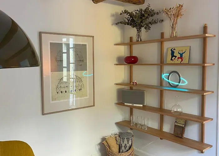 Lägenhet Adventurous Backhouse Centrally Located In Odense